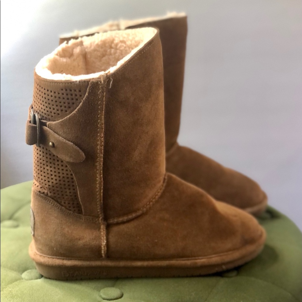 Bearpaw Boots Size 7 Women Light Brown Tan Fleece